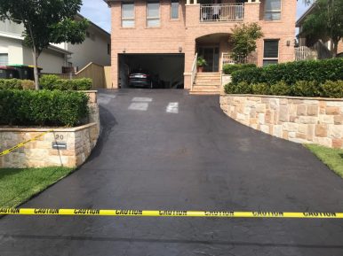 CONCRETE RESEALING & COLOURING